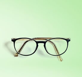 Cat-Eye Reading Glasses Look Essential